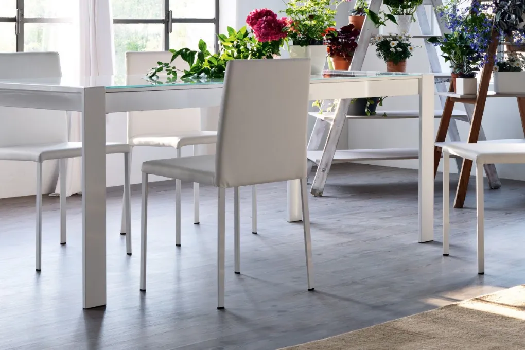 extension table