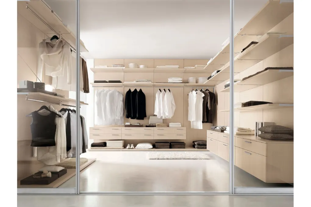 walk-in closet
